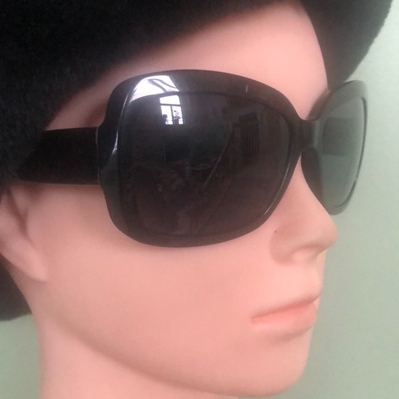Burberry BE4074 Sunglasses-3169/87 Black main image 4